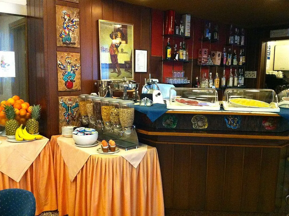 Hotel Mec Milan