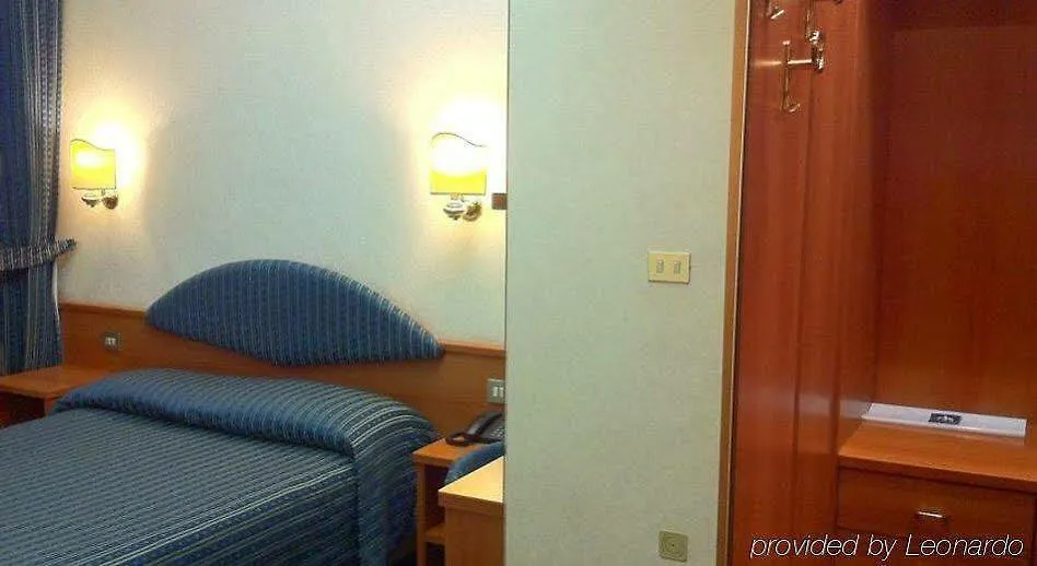 Hotel Mec Milan